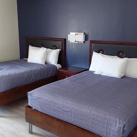 Economy 7 Inn Гемптон Екстер'єр фото
