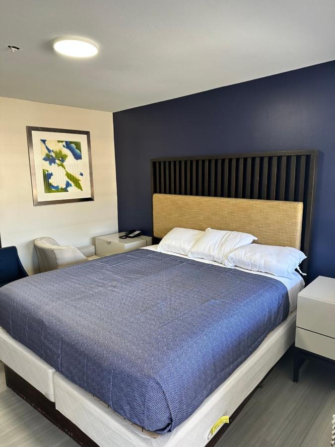 Economy 7 Inn Гемптон Екстер'єр фото